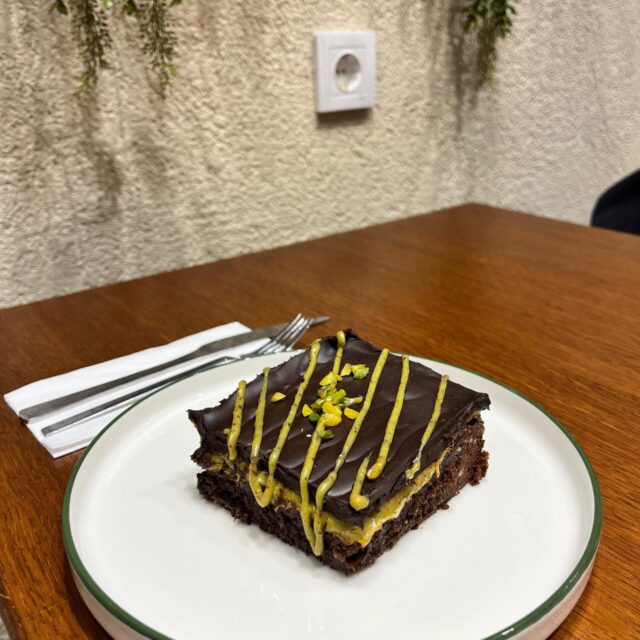 dubai-brownie-via-dolci-en-uygun